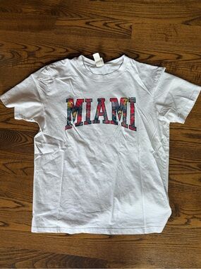 H&M White Graphic Tee with Red and Black Accents